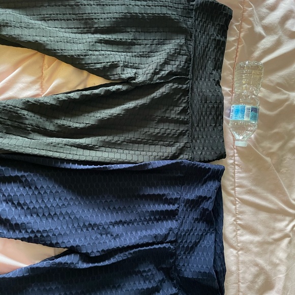 Tik Tok Leggings - Picture 3 of 3